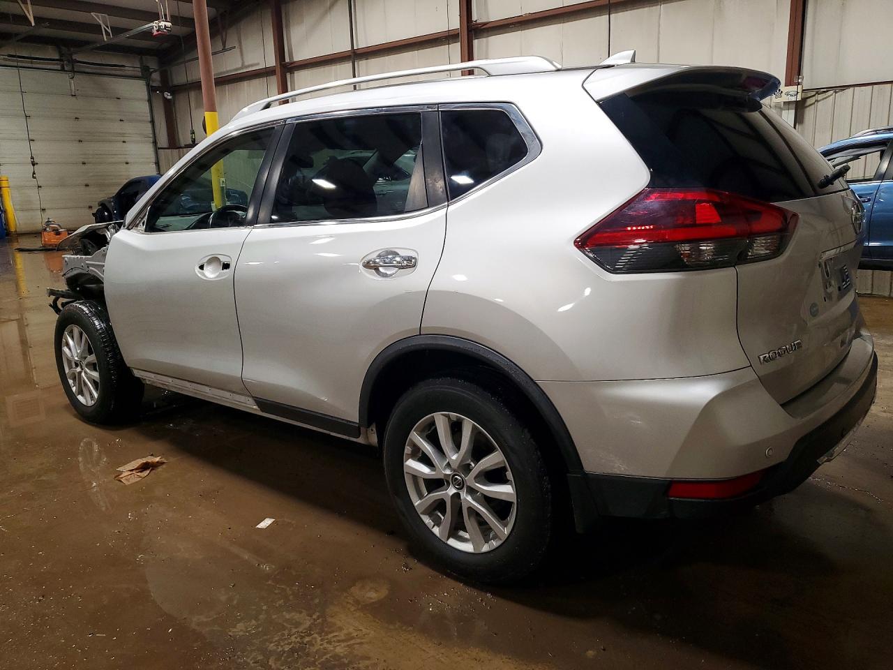 2019 Nissan Rogue Sv - zdjęcie 2