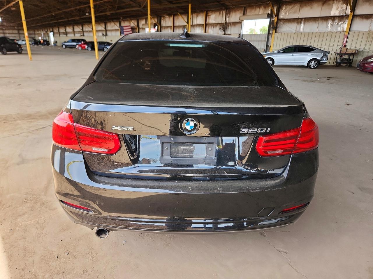2018 BMW Seria 3 320i - zdjęcie 6
