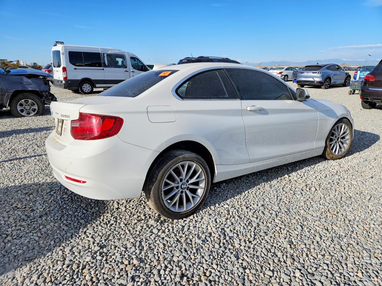 2015 BMW 228 Xi Sulev - zdjęcie 3