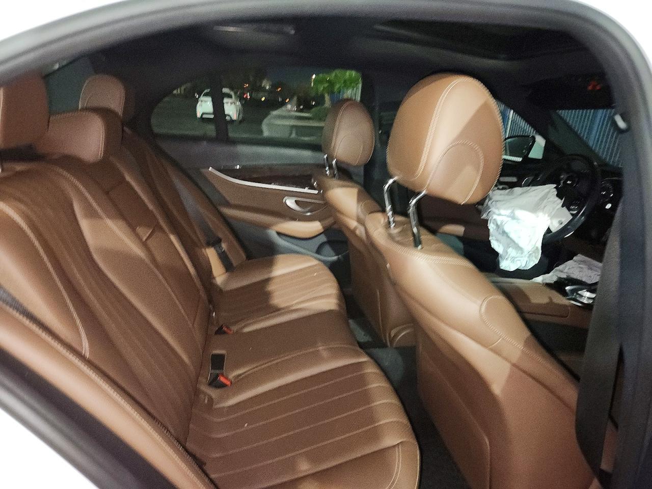 2019 Mercedes-Benz E 300 - zdjęcie 11
