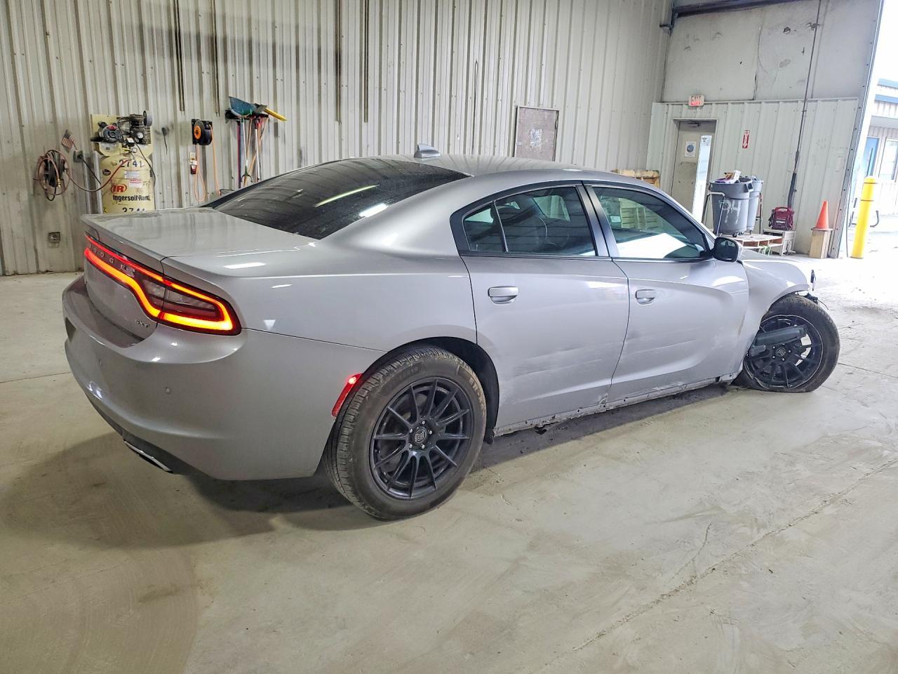 2016 Dodge Charger Sxt - zdjęcie 3