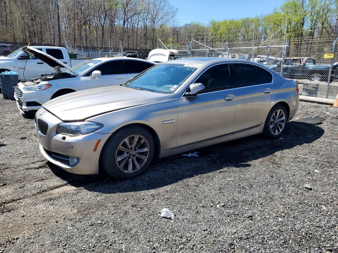 2016 BMW 528 Xi - zdjęcie główne
