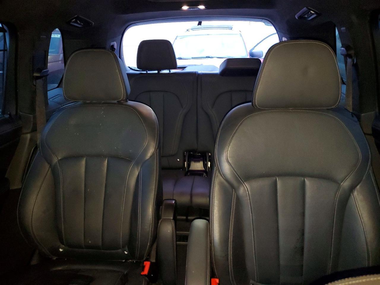 2020 BMW X7 xDrive40I - zdjęcie 10