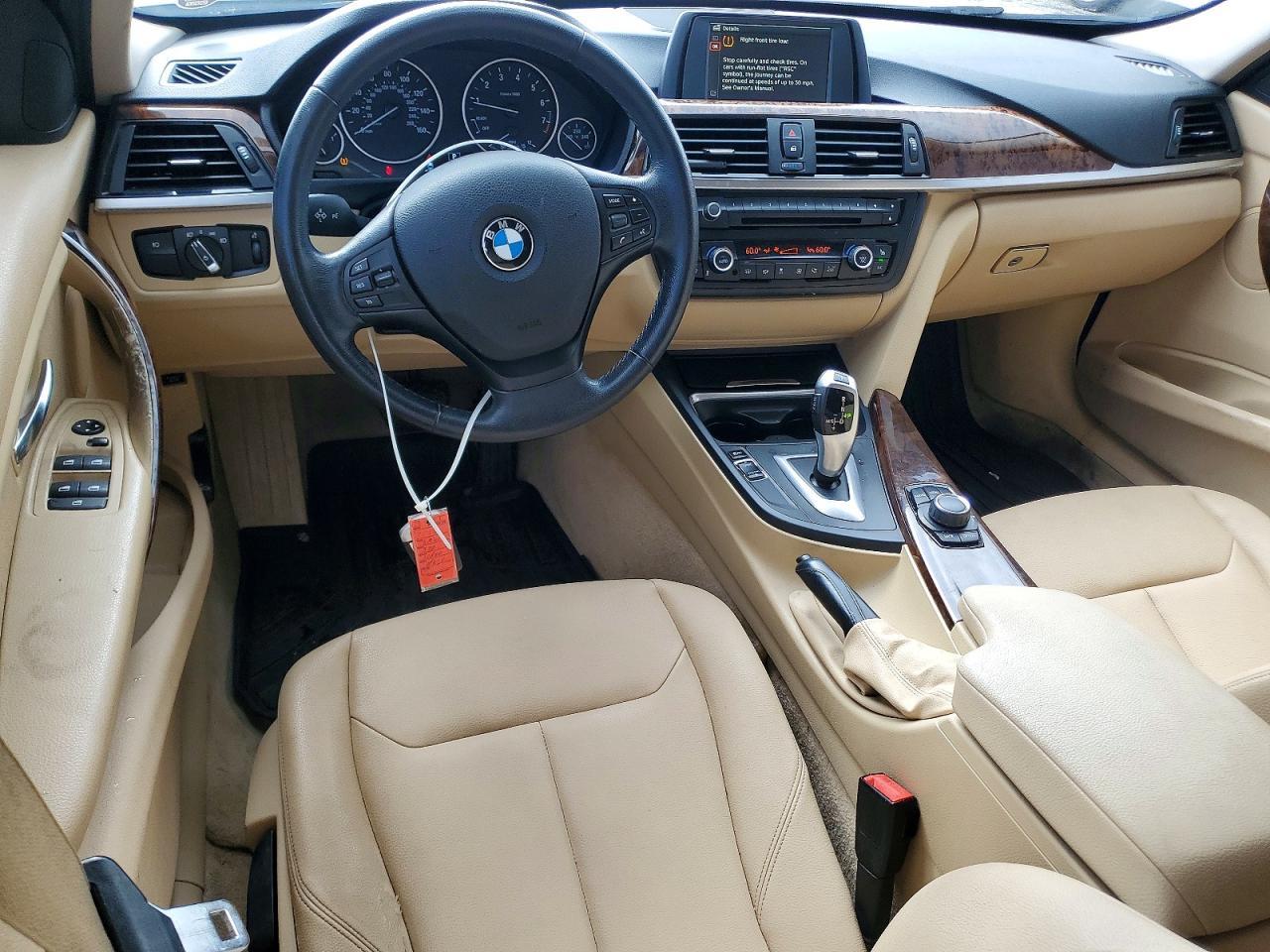 2014 BMW 320 I xDrive - zdjęcie 8