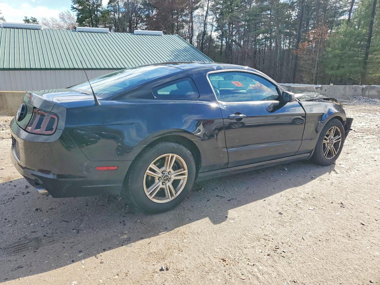 2013 Ford Mustang - zdjęcie 3