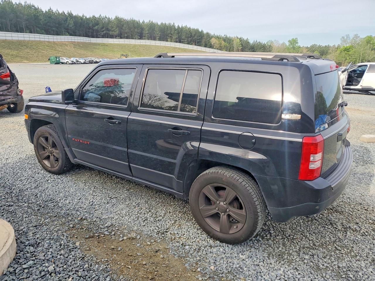 2017 Jeep Patriot Sport - zdjęcie 2