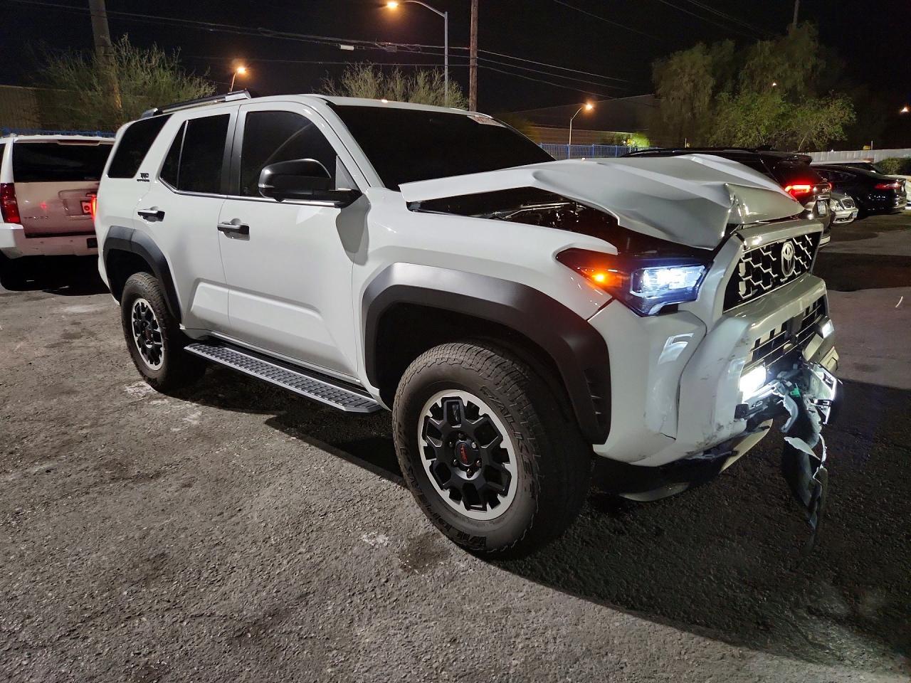 Toyota 4Runner - zdjęcie 4