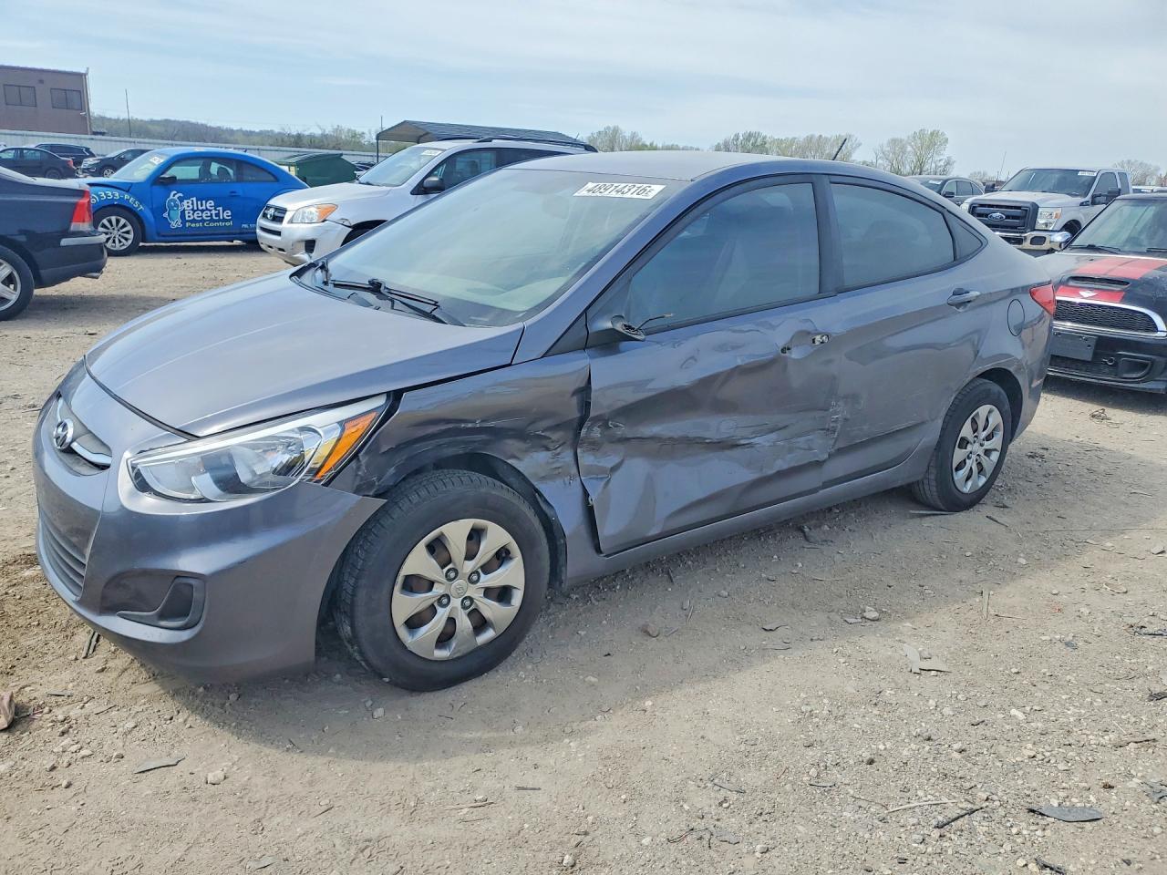 2017 Hyundai Accent - zdjęcie główne