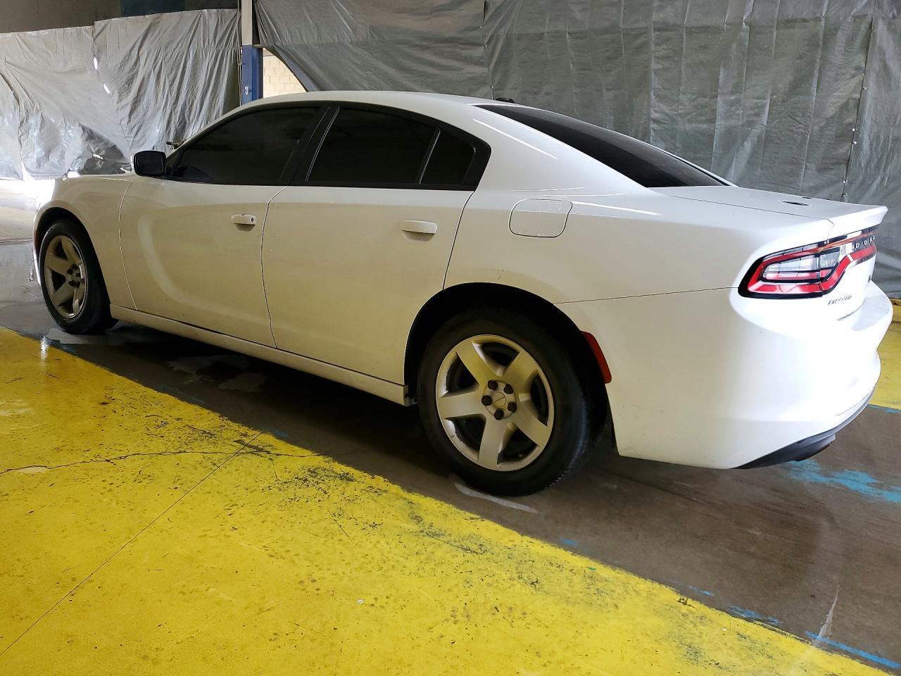 2015 Dodge Charger Police - zdjęcie 2