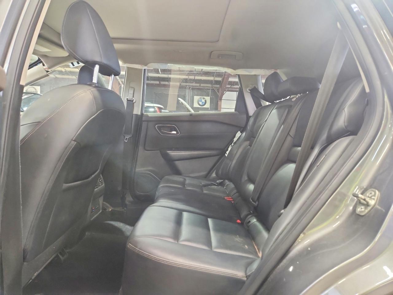 2021 Nissan Rogue Sl - zdjęcie 11