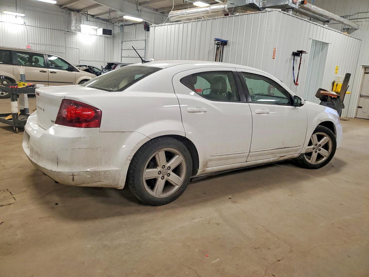 2013 Dodge Avenger Sxt - zdjęcie 3