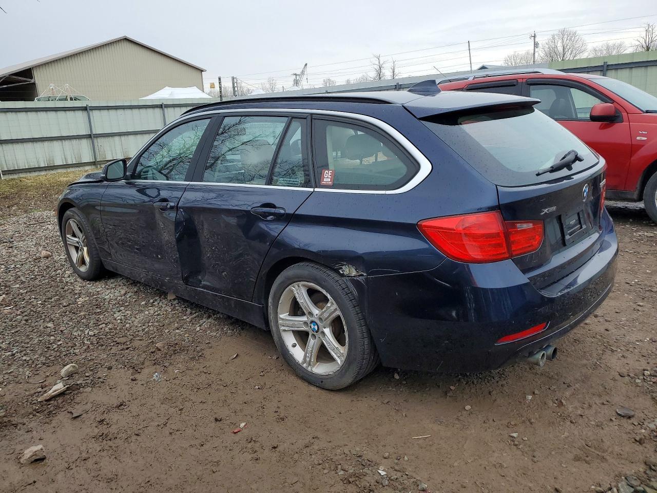 2015 BMW 328 Xi - zdjęcie 2