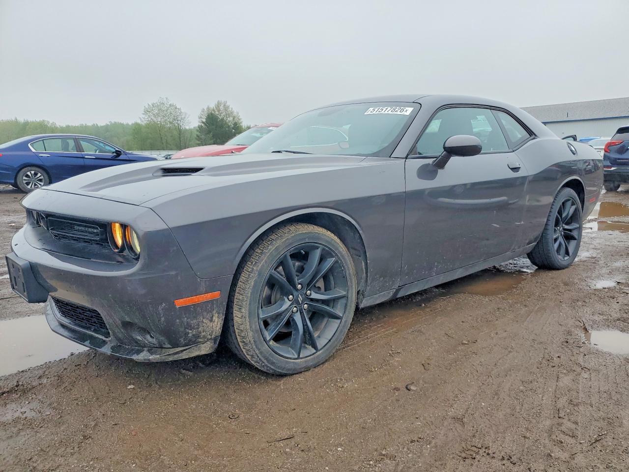 2017 Dodge Challenger Sxt - zdjęcie główne