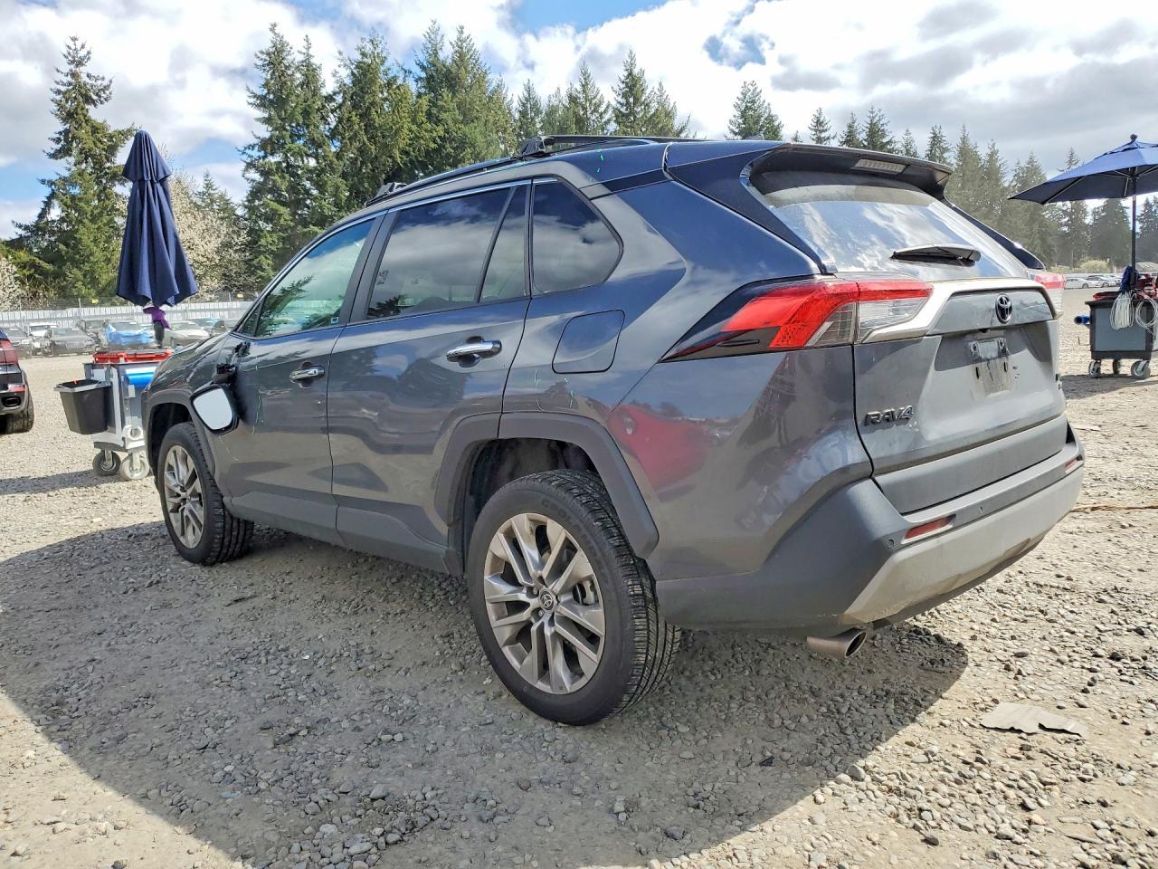 2022 Toyota Rav4 Limited - zdjęcie 2