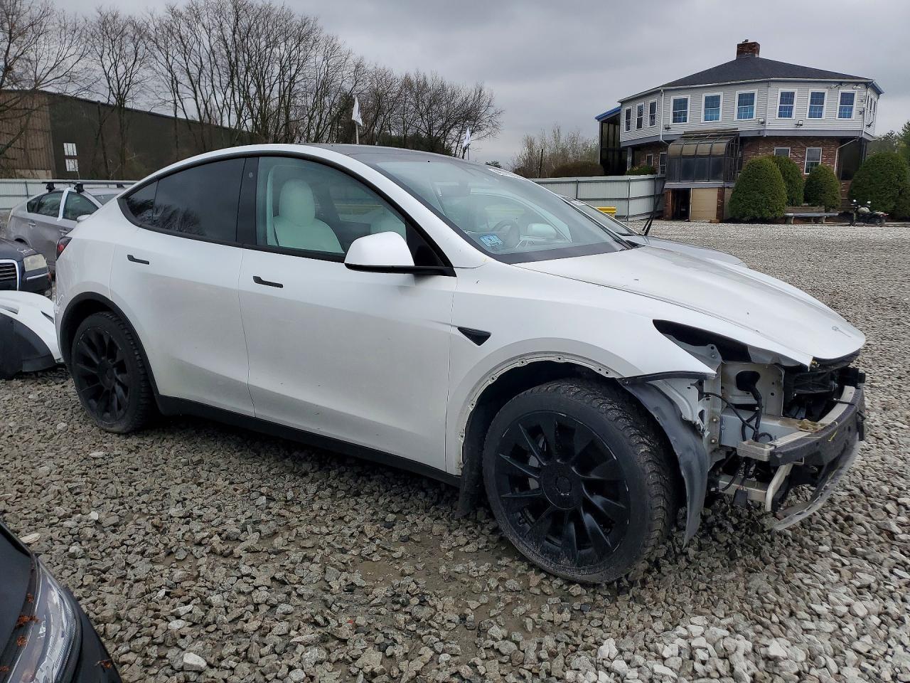 2020 Tesla Model Y - zdjęcie 4
