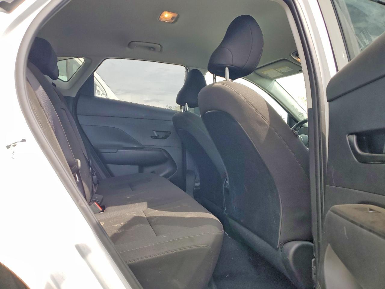 2025 Hyundai Kona Sel - zdjęcie 10