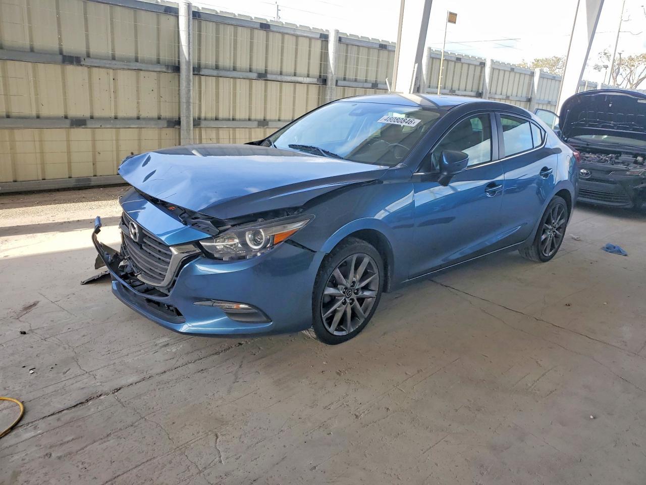 2018 Mazda 3 - zdjęcie główne