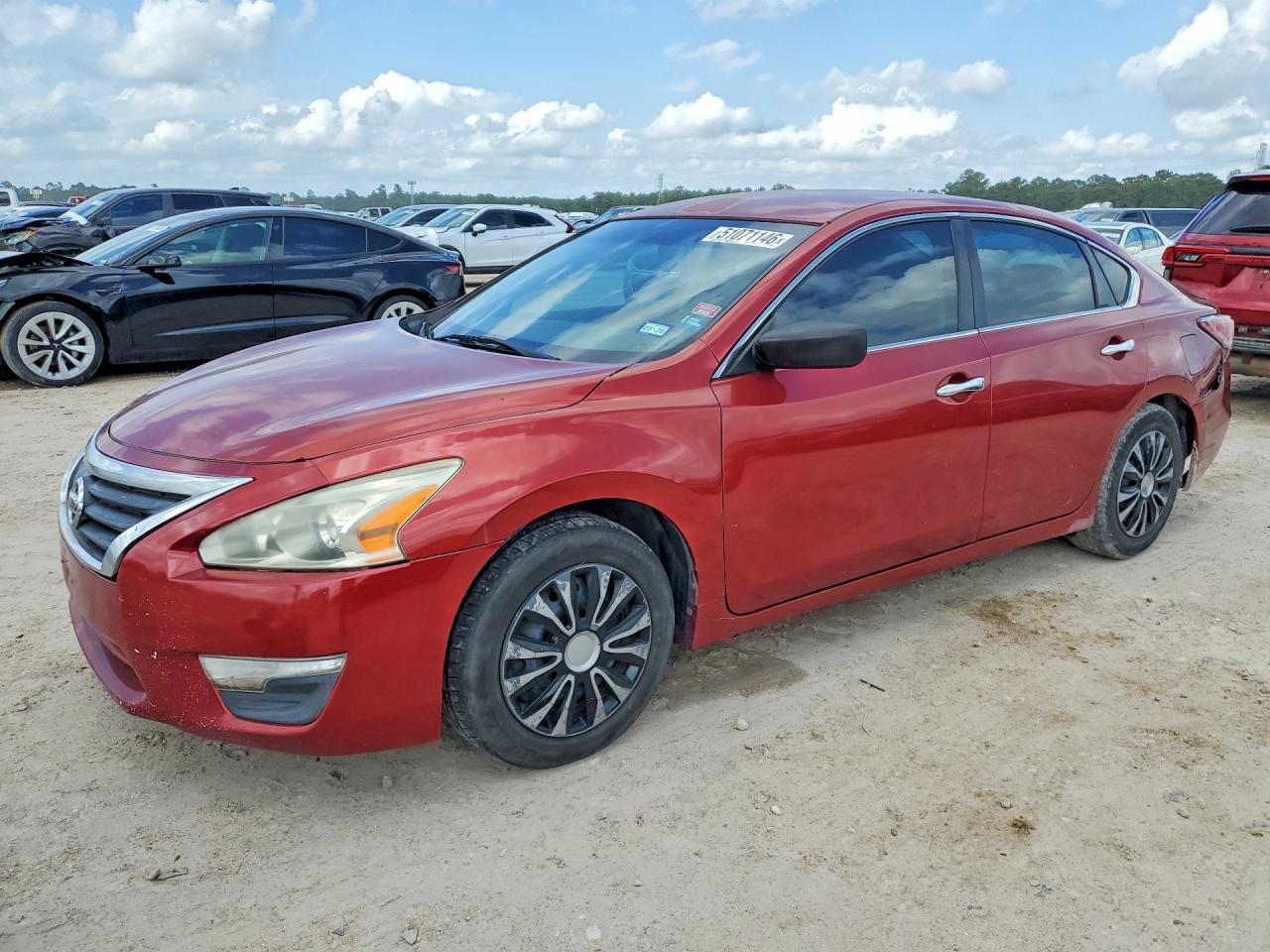 2015 Nissan Altima 2.5 S - zdjęcie główne