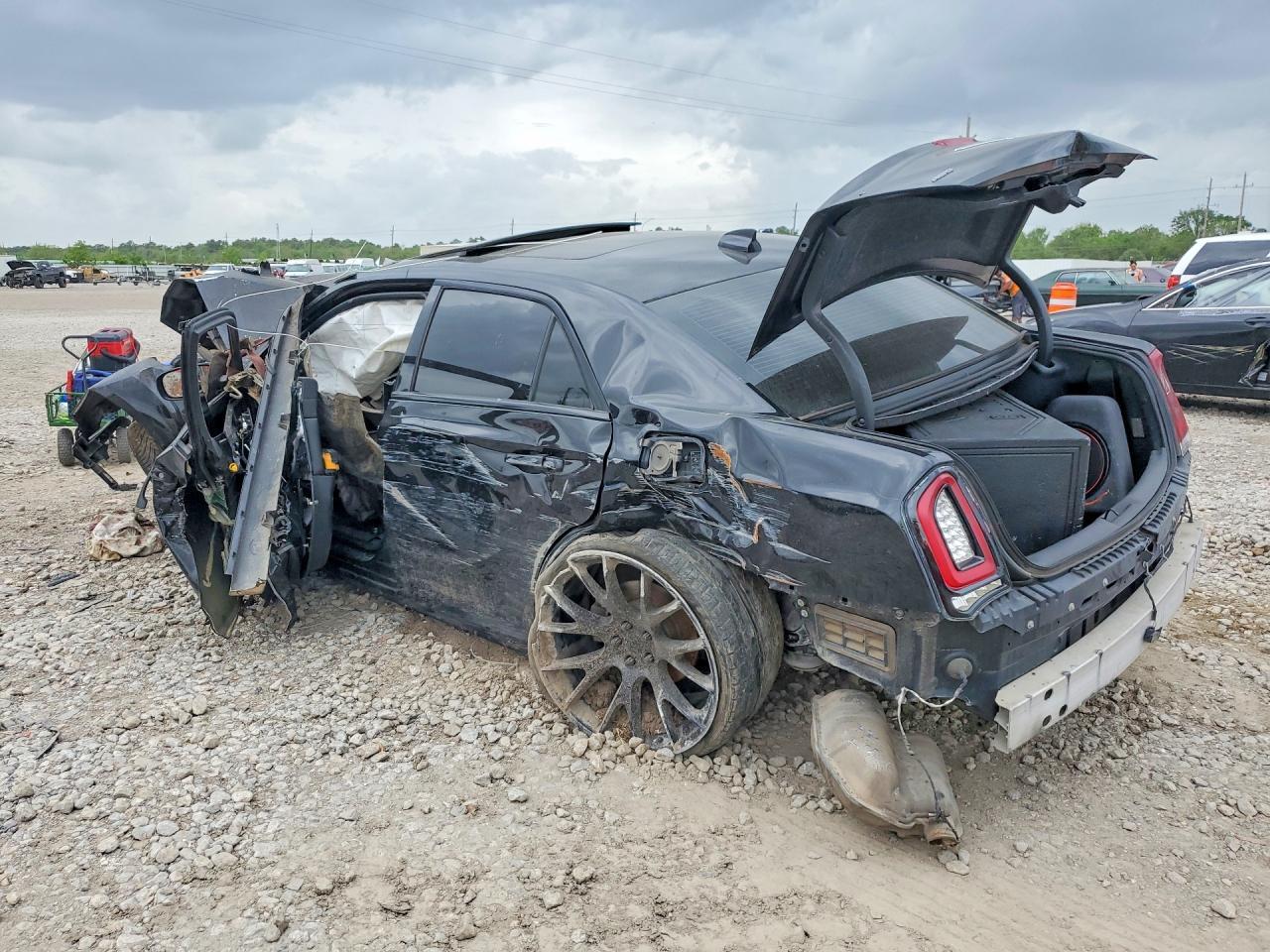 2016 Chrysler 300 S - zdjęcie 2