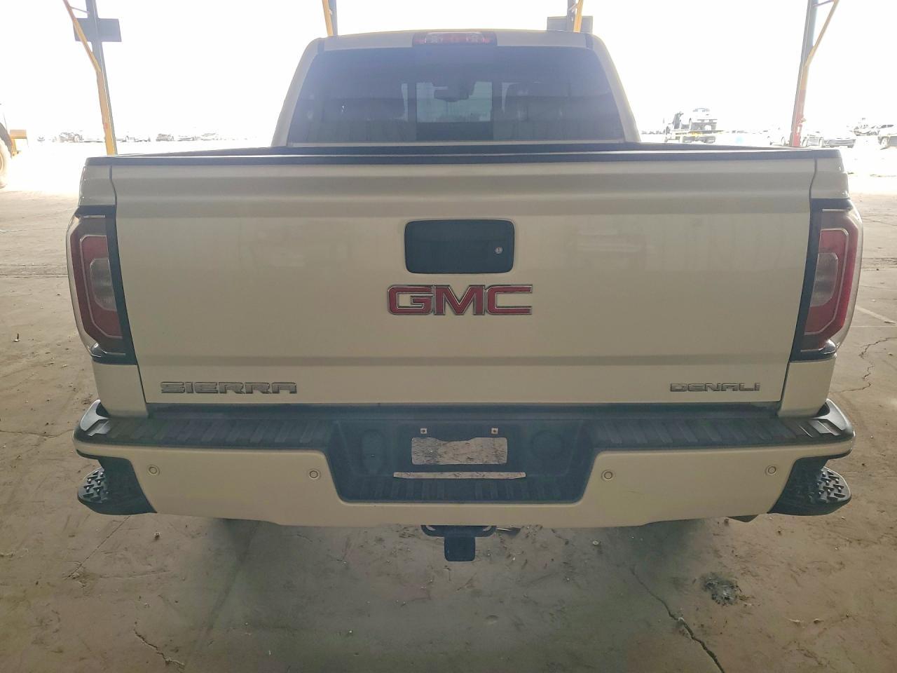 2018 GMC Sierra K1500 Denali - zdjęcie 6