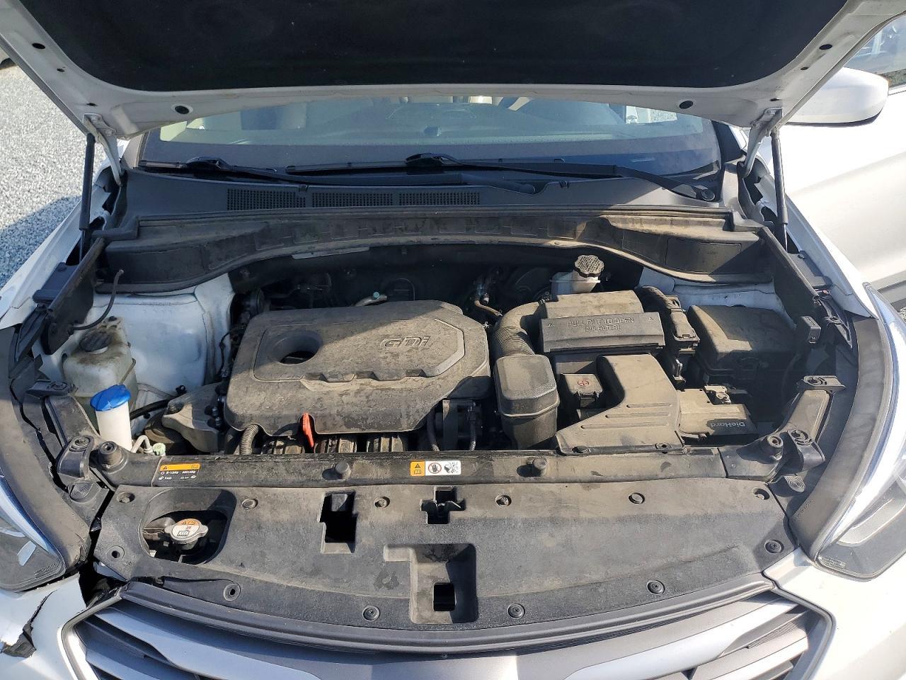 2017 Hyundai Santa Fe Sport 2.4L - zdjęcie 12