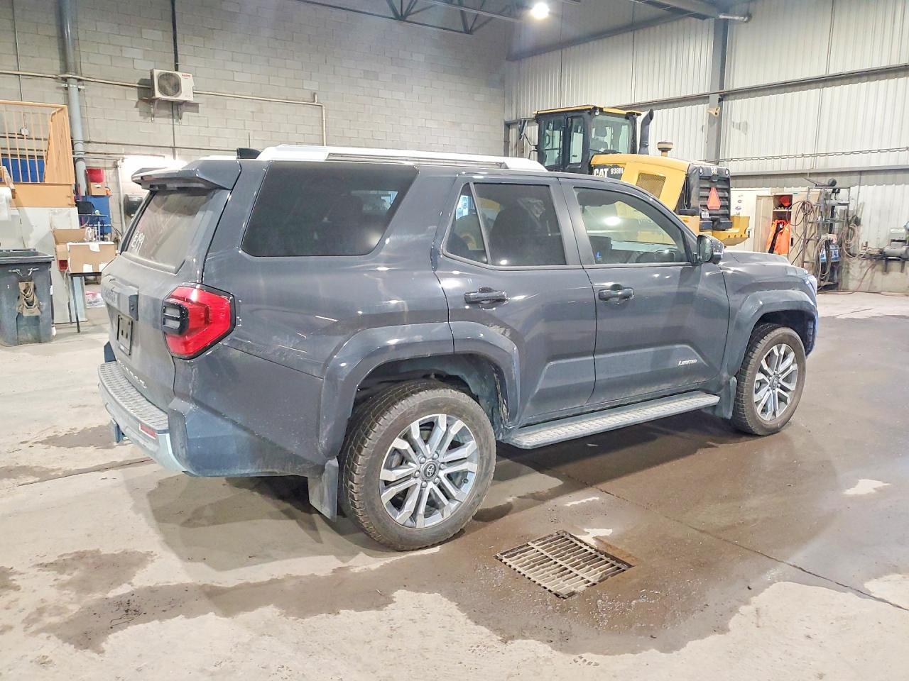 2025 Toyota 4Runner Sr5 - zdjęcie 3