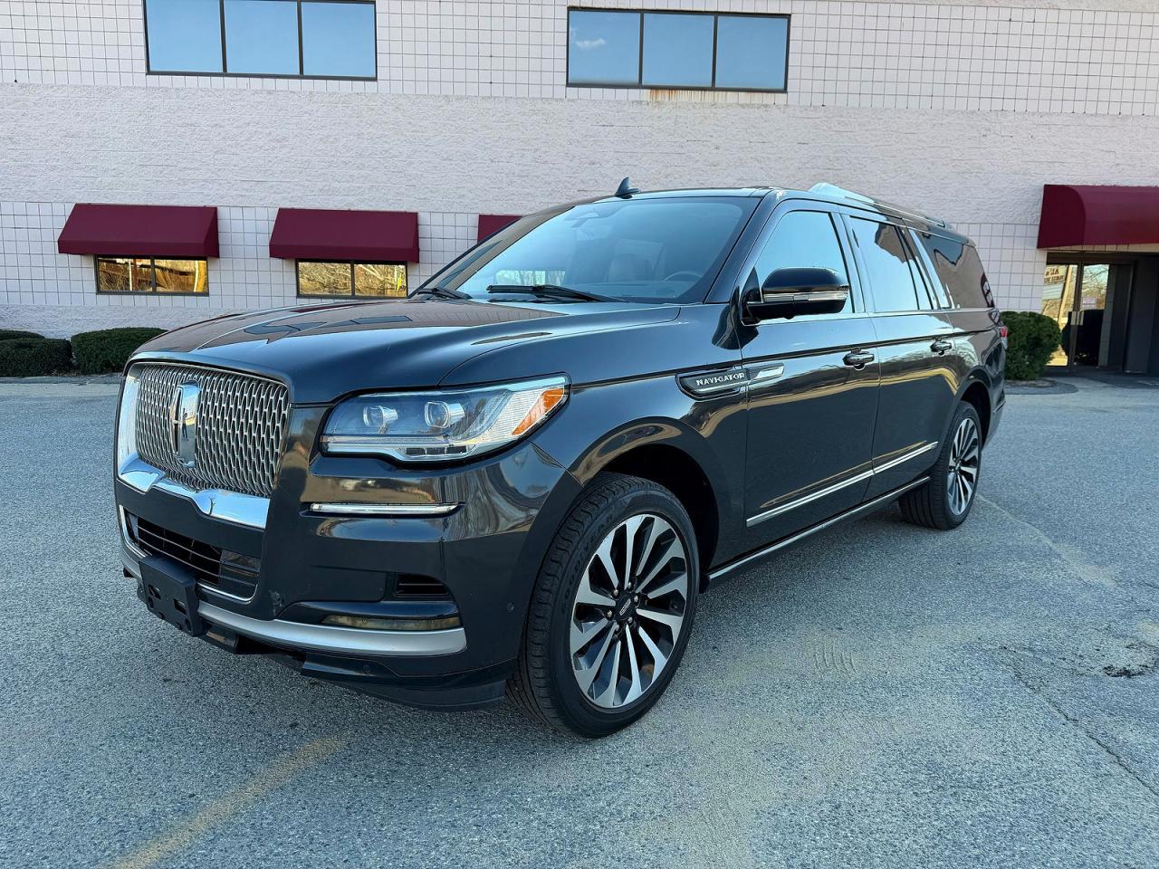 2023 Lincoln Navigator L Reserve - zdjęcie główne