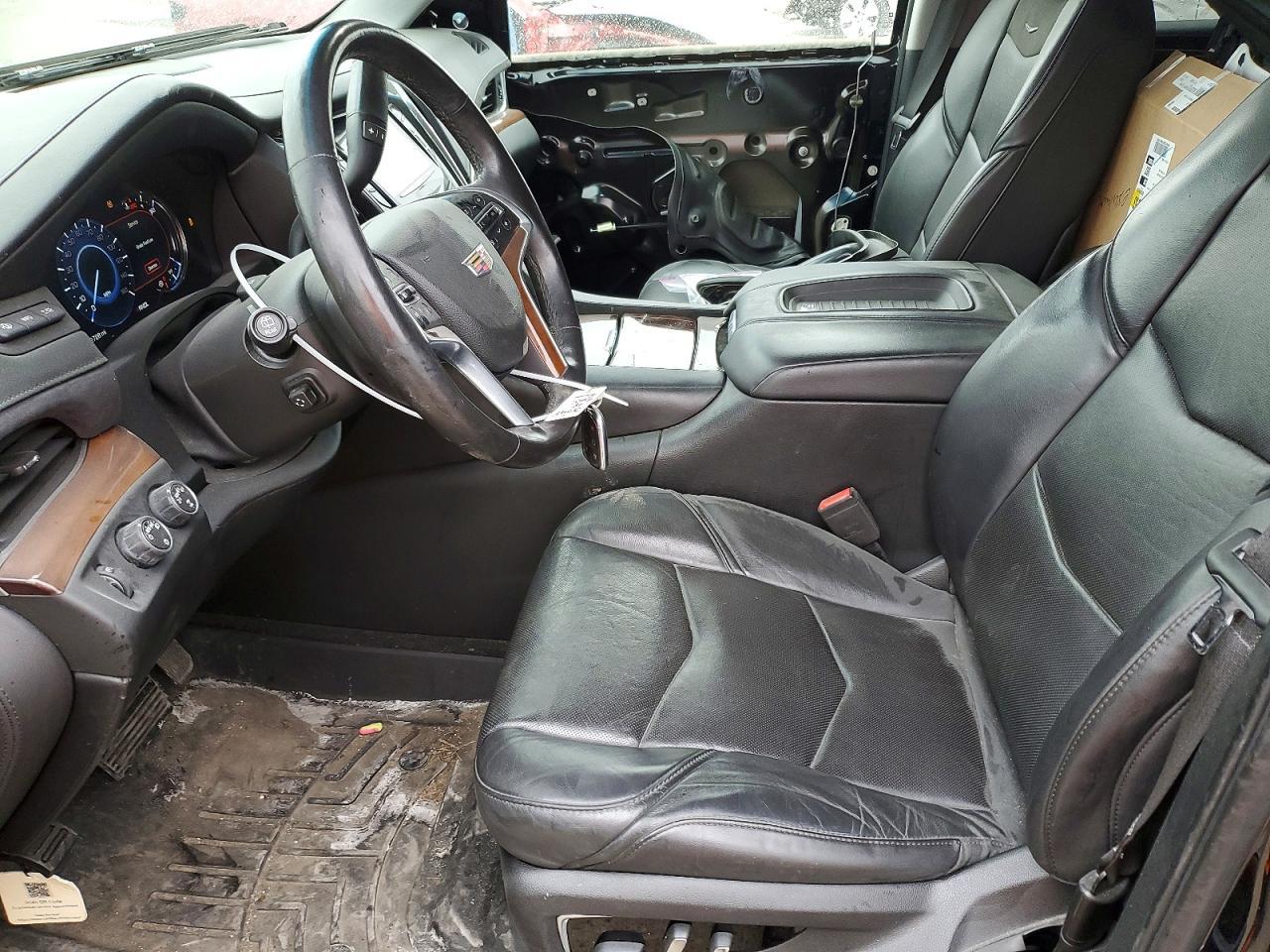 2018 Cadillac Escalade Luxury - zdjęcie 7