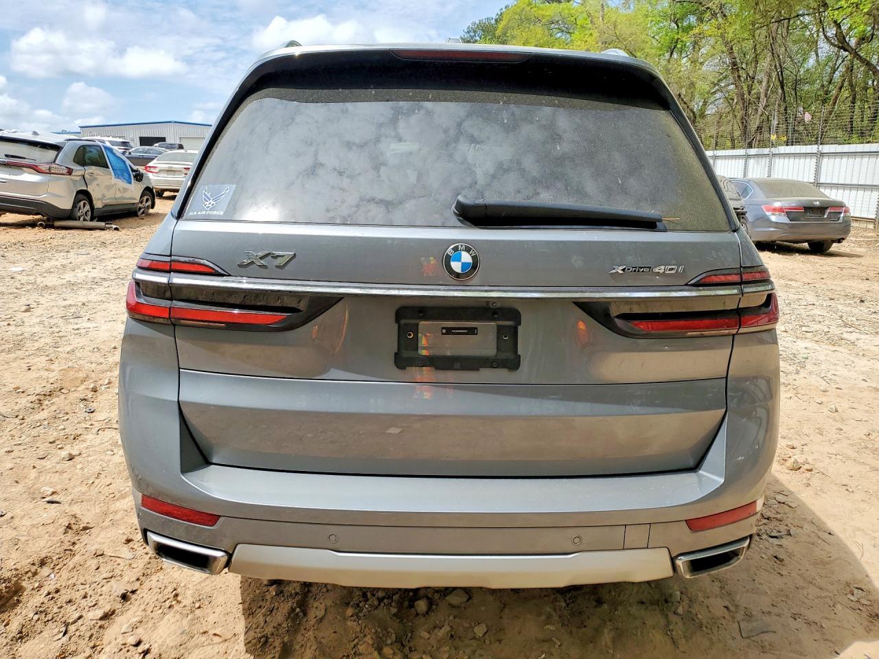 2025 BMW X7 xDrive40I - zdjęcie 6