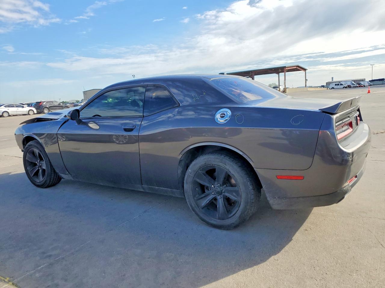 2018 Dodge Challenger Sxt - zdjęcie 2