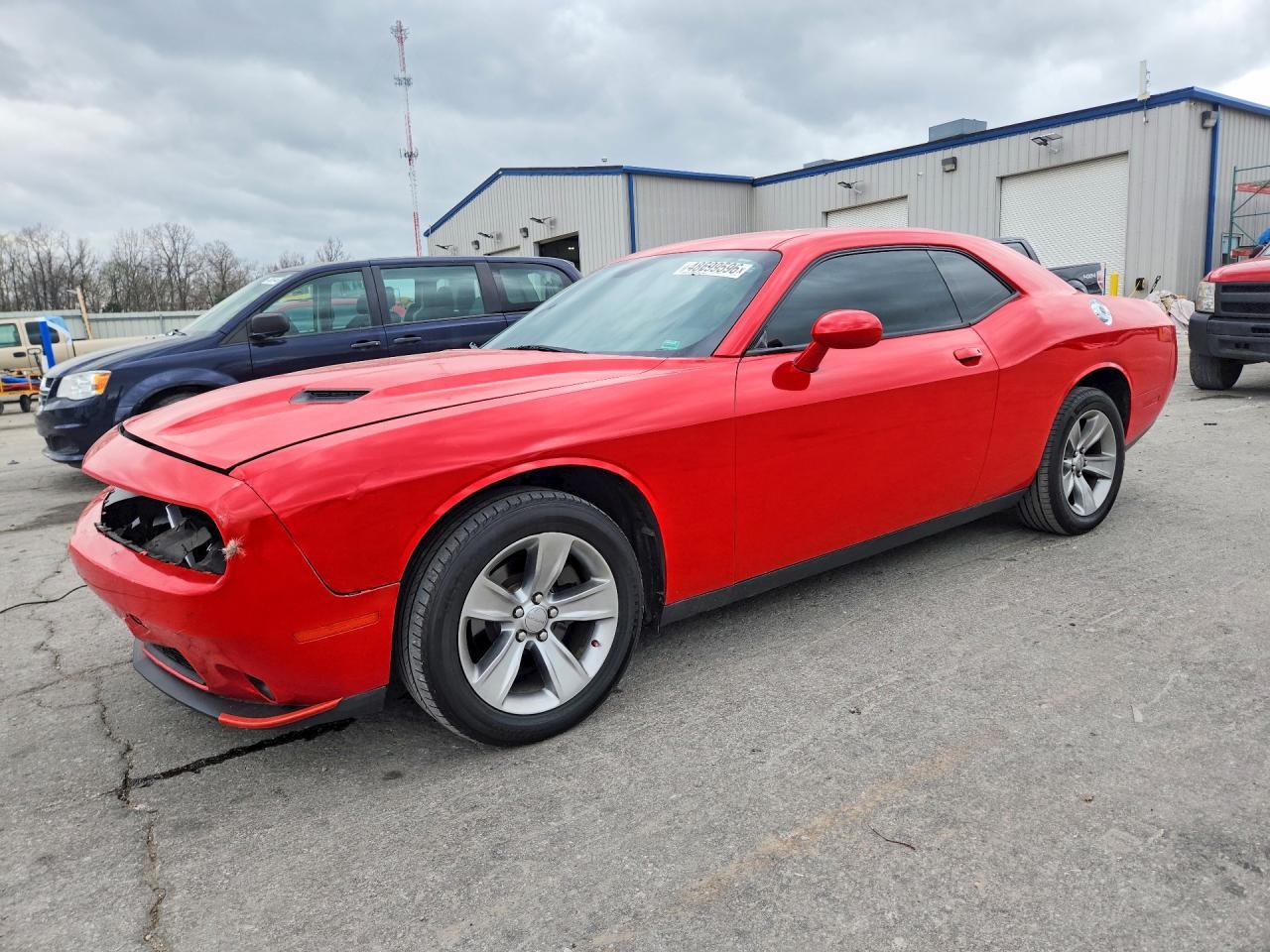 2016 Dodge Challenger Sxt - zdjęcie główne