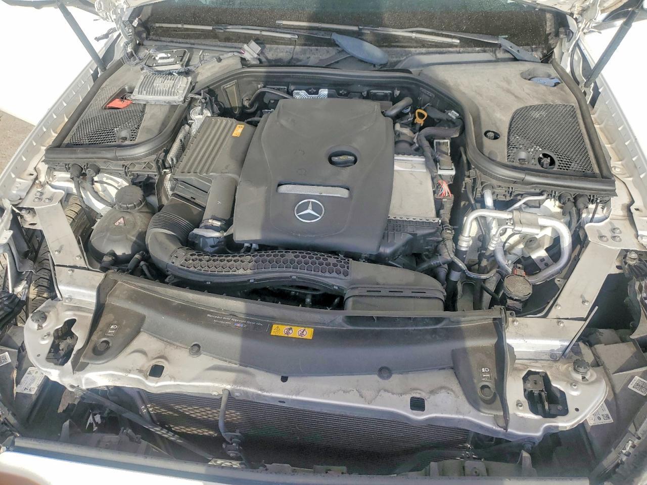 2019 Mercedes-Benz E 300 - zdjęcie 11