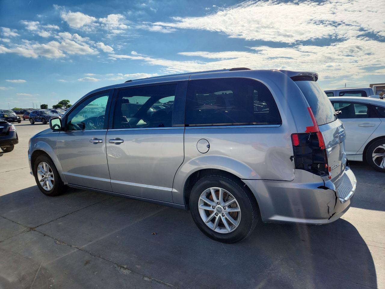 2018 Dodge Grand Caravan Sxt - zdjęcie 2