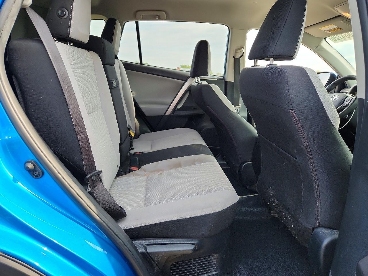 2018 Toyota Rav4 Hybrid Le - zdjęcie 11