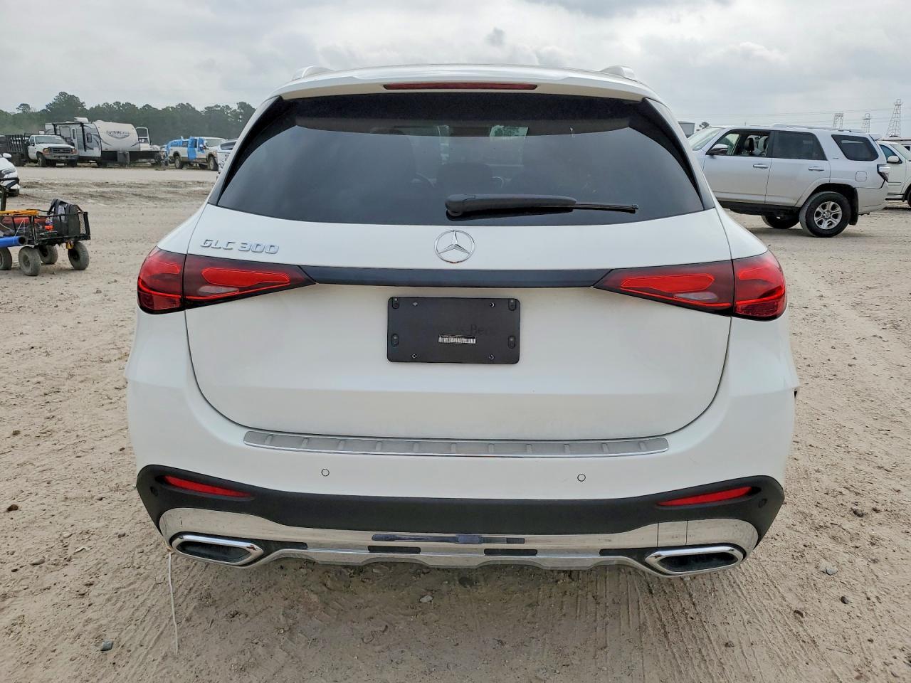 2025 Mercedes-Benz Glc 300 - zdjęcie 8