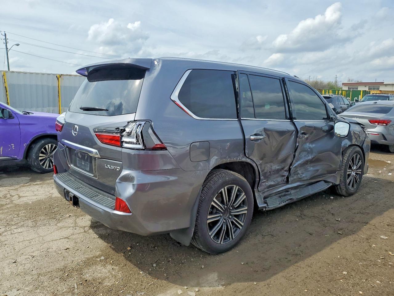 2019 Lexus Lx 570 Three-Row - zdjęcie 3