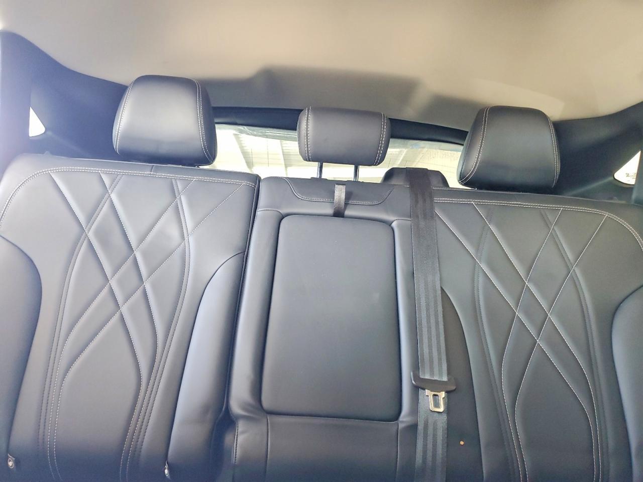 2021 Ford Mustang Mach-E Select - zdjęcie 10