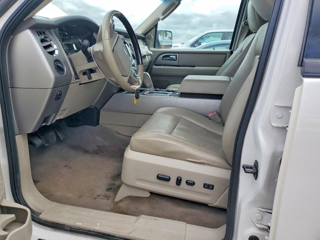 2013 Ford Expedition Limited - zdjęcie 7