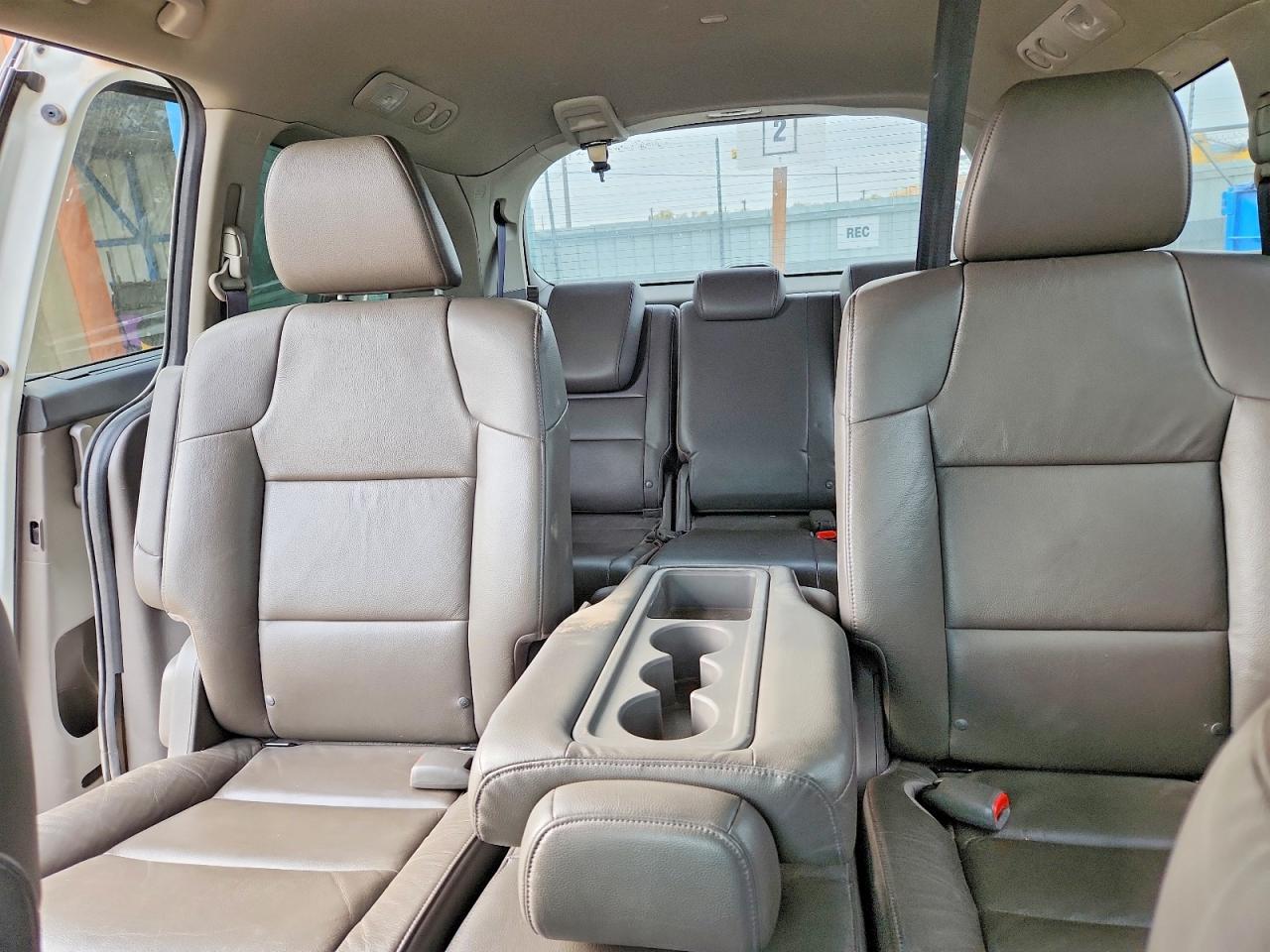 2013 Honda Odyssey Exl - zdjęcie 10