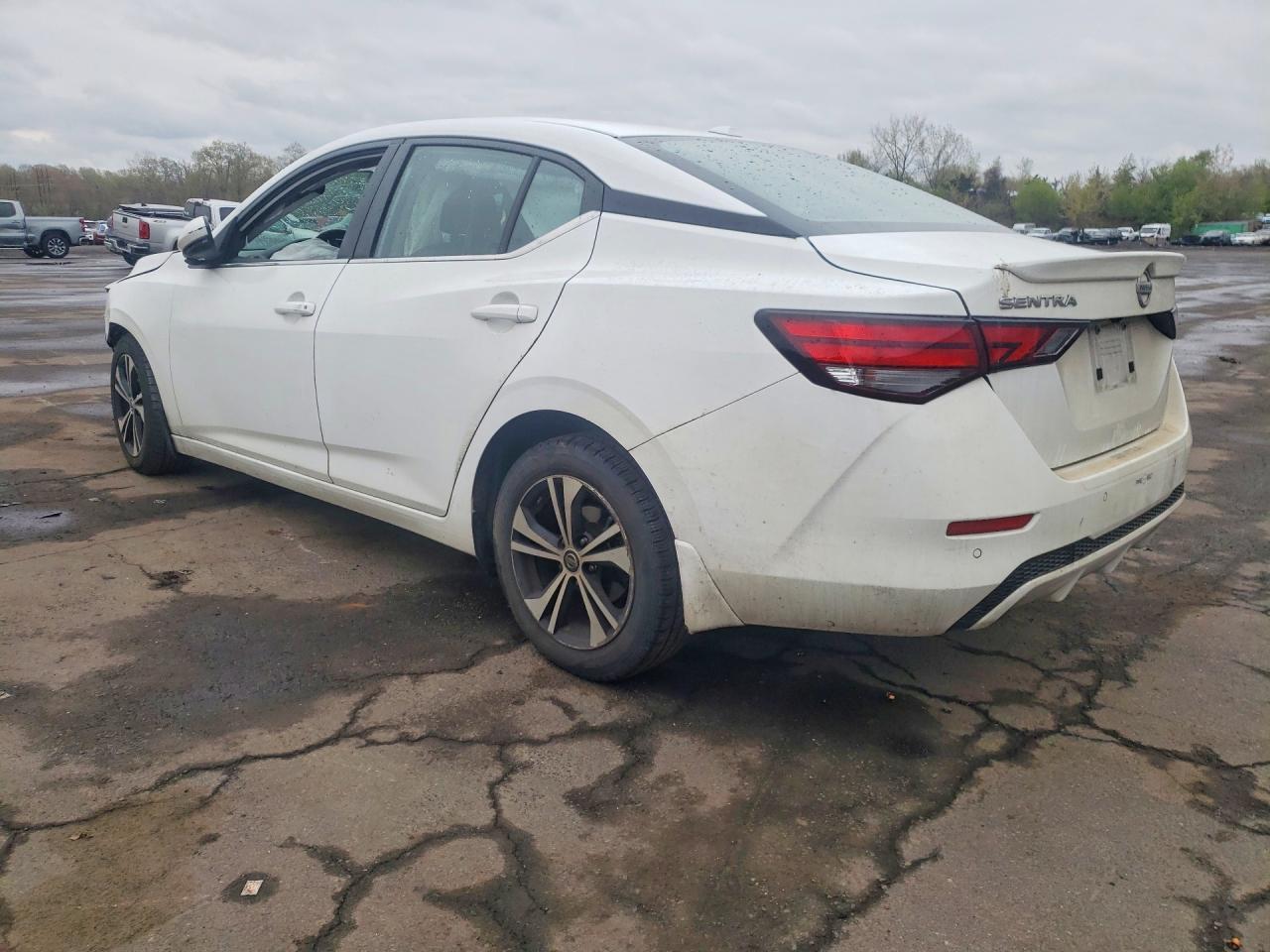 2020 Nissan Sentra Sv - zdjęcie 3