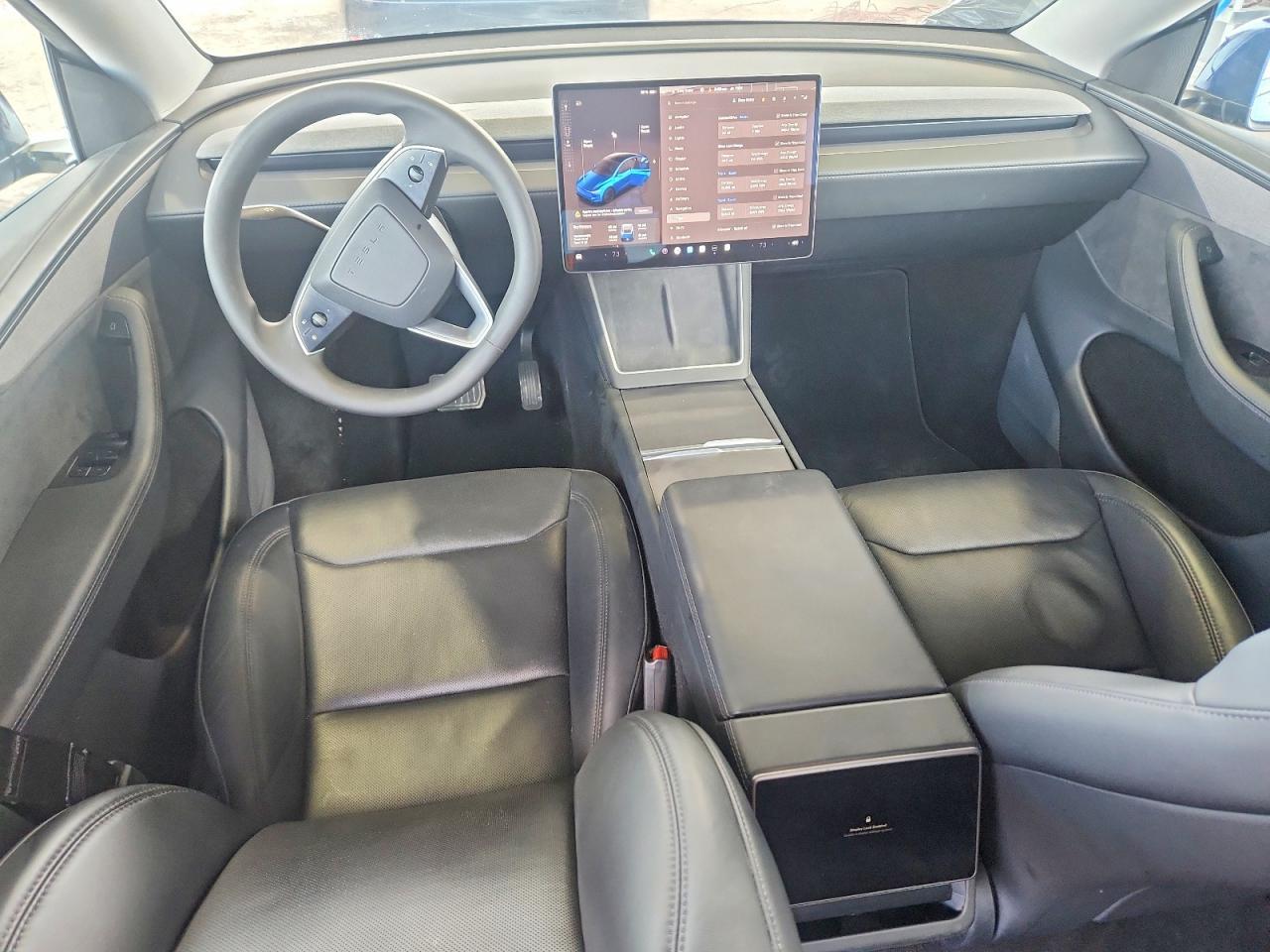 2026 Tesla Model Y - zdjęcie 8