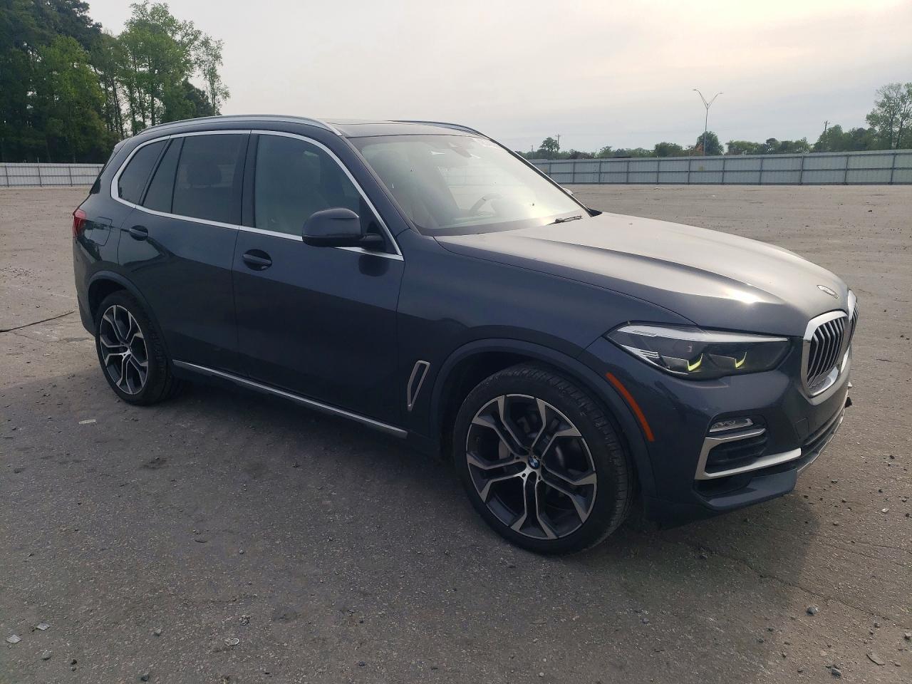 BMW X5 - zdjęcie 4