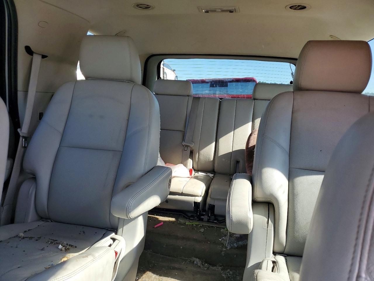 2013 Chevrolet Tahoe C1500 Ltz - zdjęcie 10