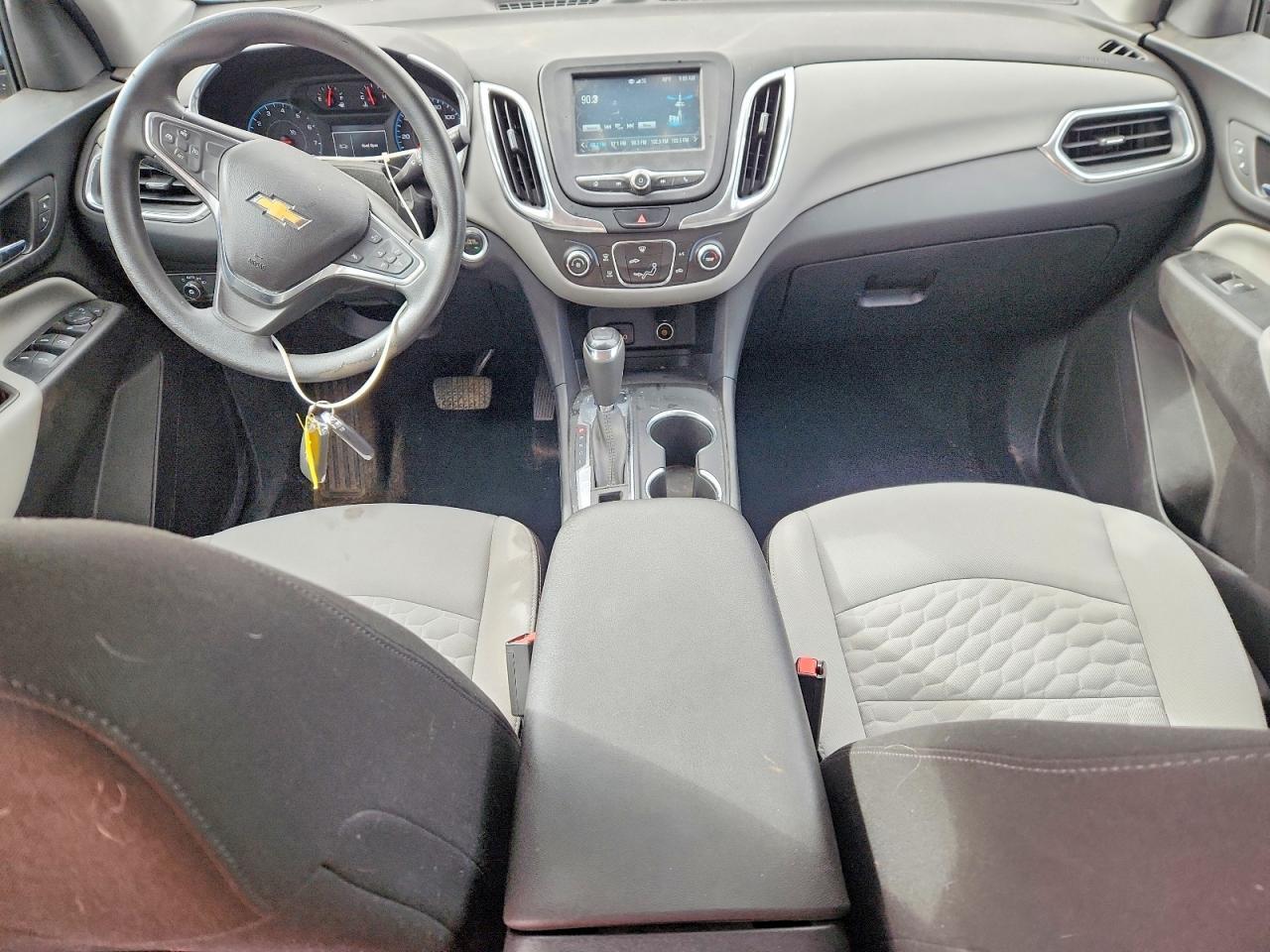 2018 Chevrolet Equinox Ls - zdjęcie 8