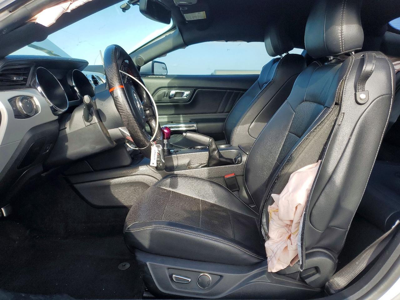2017 Ford Mustang Gt - zdjęcie 7