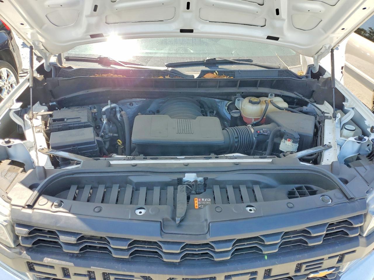 2021 Chevrolet Silverado C1500 - zdjęcie 11