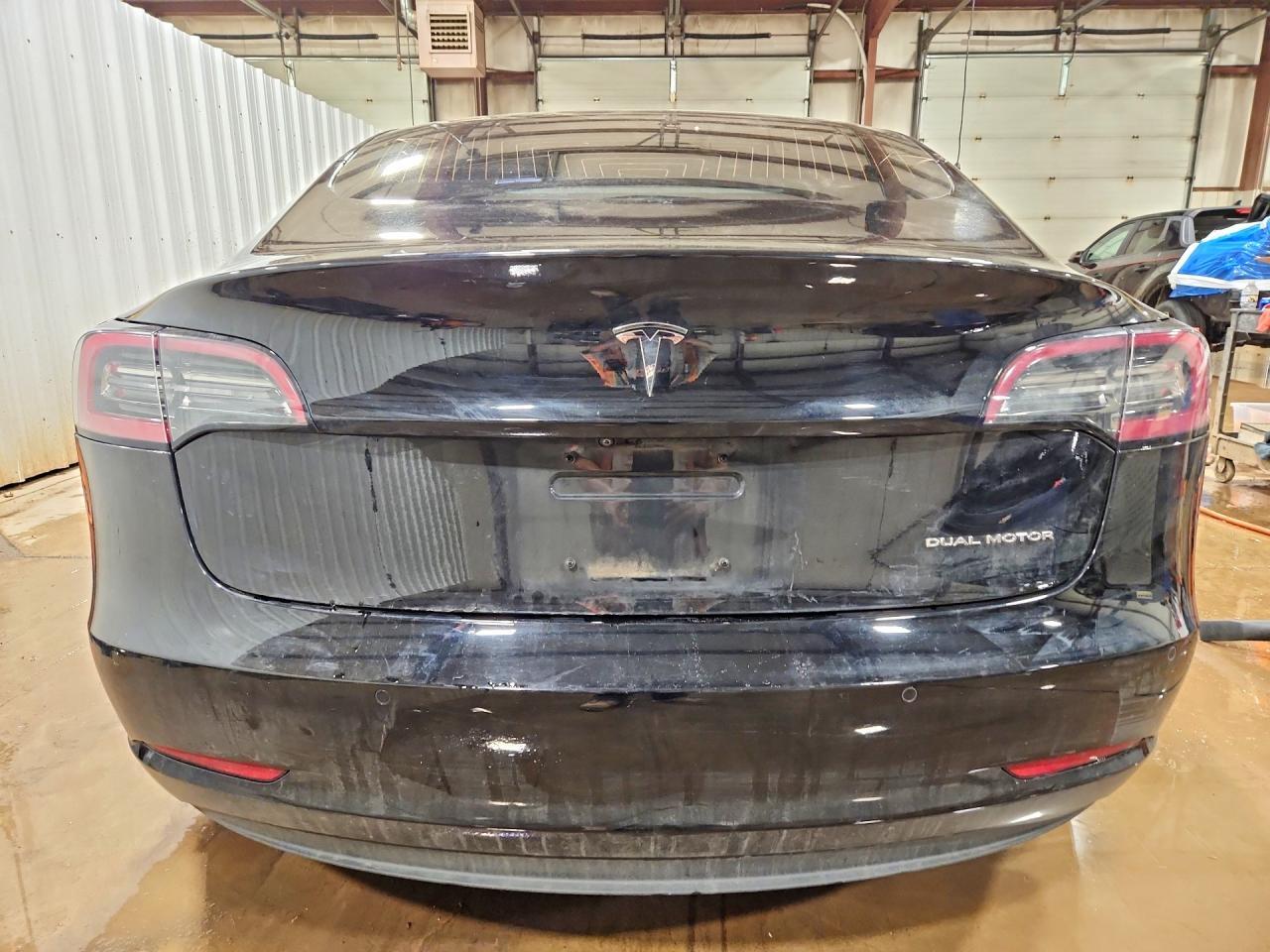 2018 Tesla Model 3 - zdjęcie 6