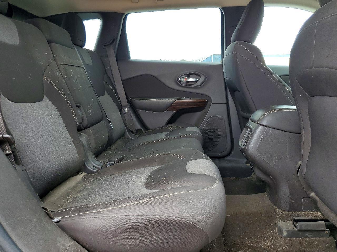 2014 Jeep Cherokee Latitude - zdjęcie 11