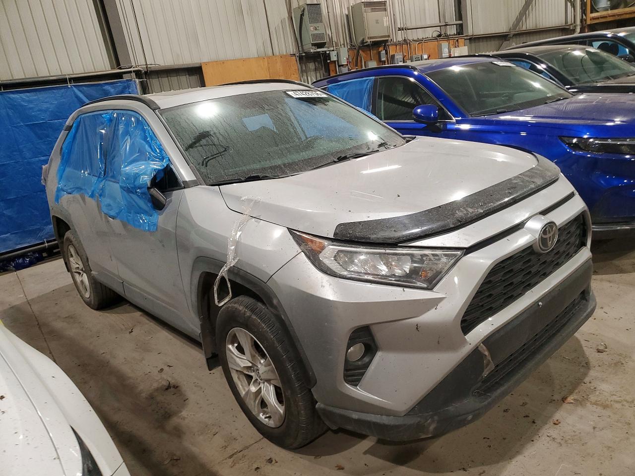 2021 Toyota Rav4 Xle - zdjęcie 4