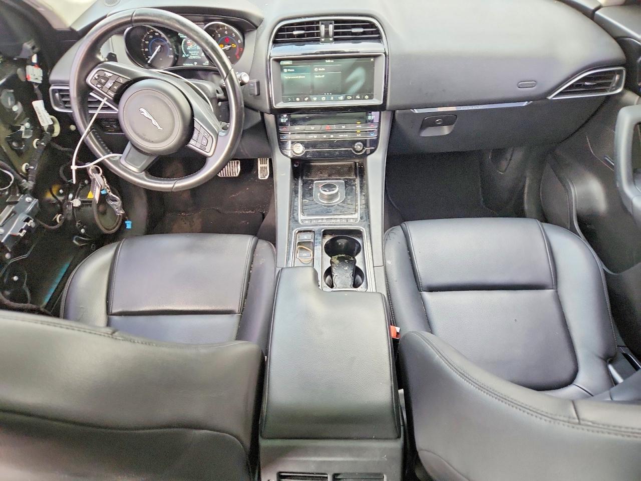 2019 Jaguar F-Pace - zdjęcie 8